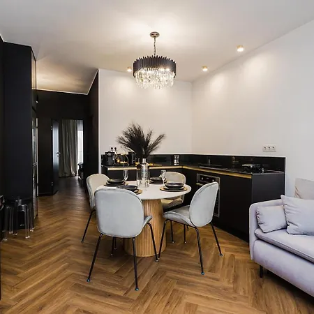 Black Orchid By Woronicza Premium Apartmán *