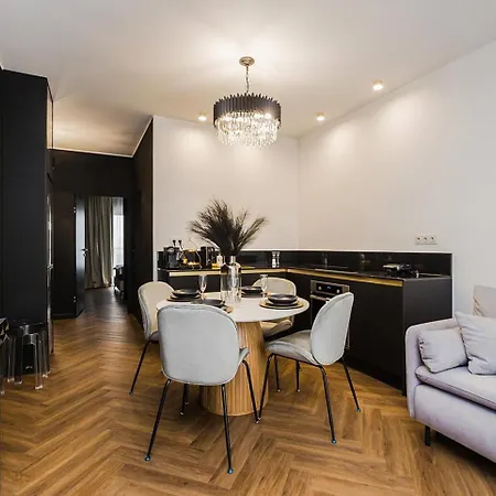 Black Orchid By Woronicza Premium * Varšava