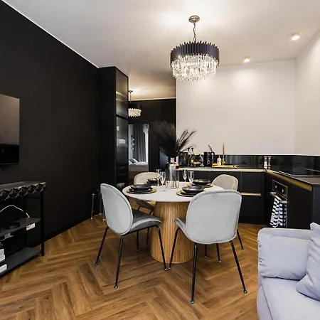 Black Orchid By Woronicza Premium Apartmán