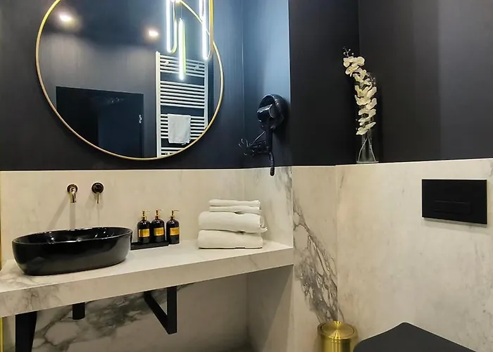 Black Orchid By Woronicza Premium Lägenhet